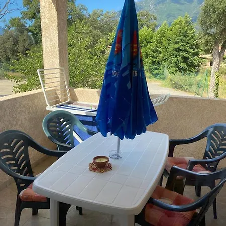 La Casa De Lilou * Santa-Maria-Poggio (Corsica)